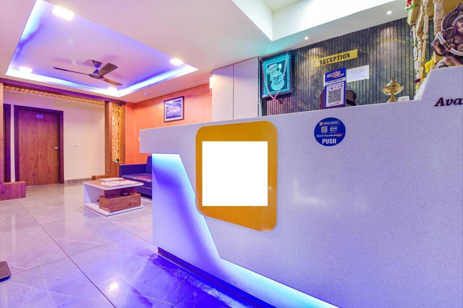 Hotel Avadh Palace, Subhash Bridge, Rto Circle, 아흐메다바드 외부 사진